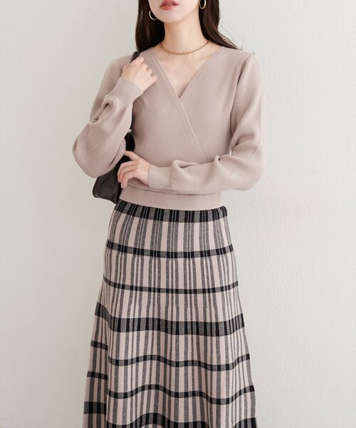 natural couture（ナチュラルクチュール）の「【WEB限定】カシュクールチェックニットワンピース（ワンピース・レディース・ベージュ/ブラウン/ブラック・FREE）」の16枚目の写真