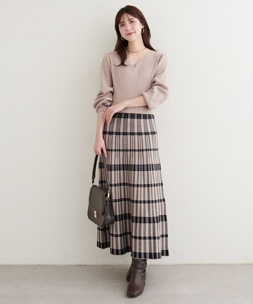 natural couture（ナチュラルクチュール）の「【WEB限定】カシュクールチェックニットワンピース（ワンピース・レディース・ベージュ/ブラウン/ブラック・FREE）」の19枚目の写真