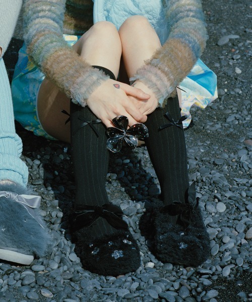 ROCKFISH WEATHERWEAR（ロックフィッシュウェザーウェア）の「[X SUSAN FANG] FURRY MARYJANES（バレエシューズ・レディース・ブラック/ピンク/クリーム・23.5cm/24.5cm/23.0cm/24.0cm/25.0cm）」の17枚目の写真