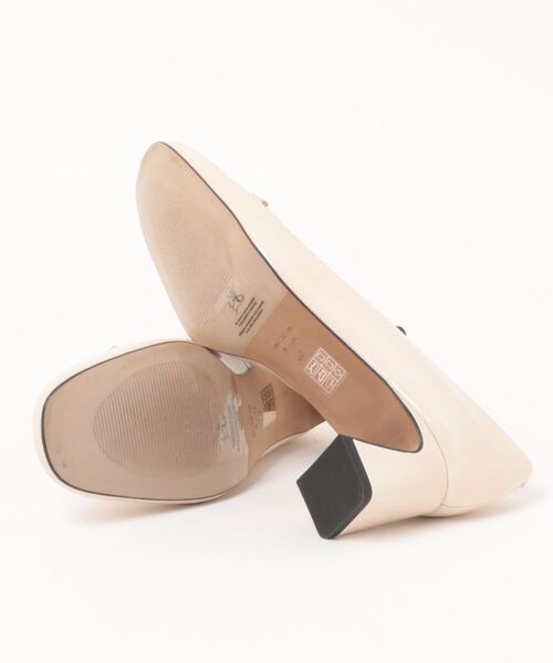 ANGEL ALARCON(アンヘルアラルコン)の「【ANGEL ALARCON】スクエアトウビットモカパンプス(D1616D)(パンプス・レディース・ブラック/ライトベージュ・36/35/38/37/39)」の4枚目の写真