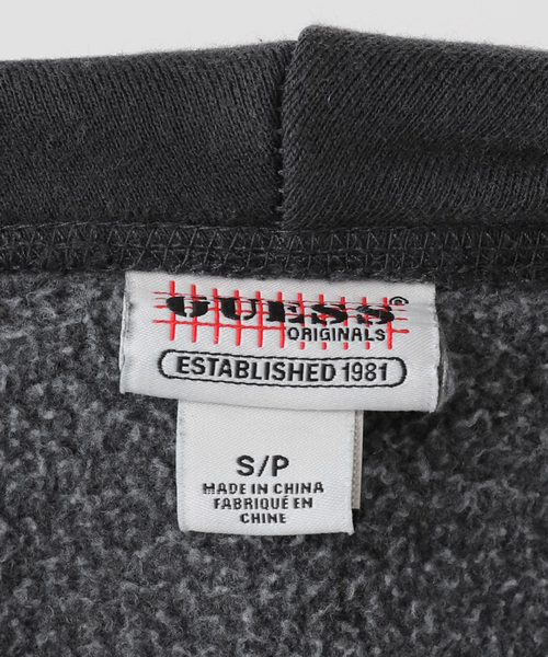 Guess（ゲス）の「GUESS/ゲス GO OS STAR RHINESTON HOODIE（パーカー・レディース・ブルー/ブラック・SMALL）」の12枚目の写真