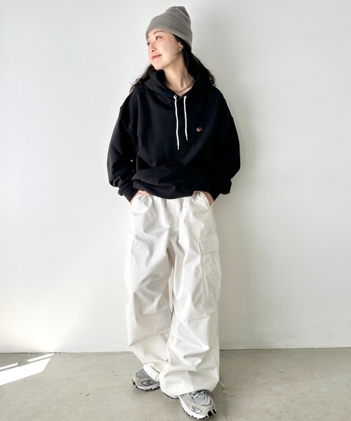 FRUIT OF THE LOOM（フルーツオブザルーム）の「Fruit of the Loom(フルーツオブザルーム)/オーバーサイズ 裏毛 起毛なし 無地 ワッペン ワンポイント パーカー フーディー（パーカー・レディース・グレー/ブラック/グリーン/ホワイト・S/M/L/XL）」の18枚目の写真