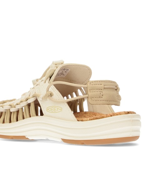 styles(スタイルス)の「KEEN UNEEK II CONVERTIBLE 1030201(スニーカー・メンズ・ホワイト・27cm/28cm)」の8枚目の写真