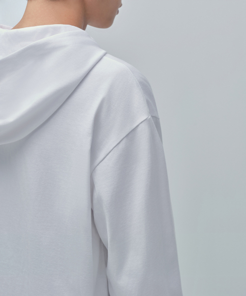 MUSINSA STANDARD（ムシンサスタンダード）の「フードパーカー長袖Tシャツ[ホワイト]（パーカー・メンズ・その他・SMALL/MEDIUM/LARGE/X-LARGE/XX-LARGE/XXX-LARGE）」の5枚目の写真
