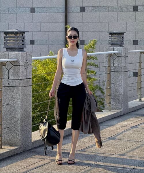 MUSINSA STANDARD WOMAN（ムシンサスタンダードウーマン）の「ウィメンズコットンカプリパンツ[ブラック]（その他パンツ・レディース・その他・30/28/24/26/27/29/25）」の5枚目の写真