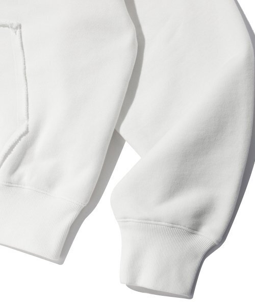 YOUHEE(ユヒ)の「RIBBON DETAIL HOOD ZIP-UP WHITE(パーカー・レディース・その他・FREE)」の7枚目の写真