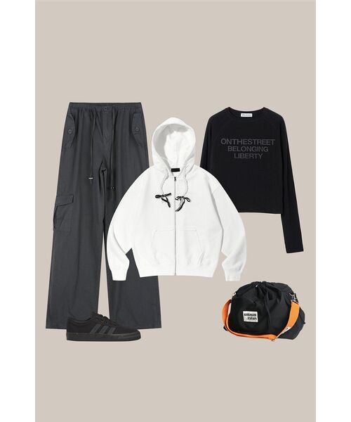 YOUHEE(ユヒ)の「RIBBON DETAIL HOOD ZIP-UP WHITE(パーカー・レディース・その他・FREE)」の17枚目の写真