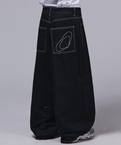 SCALLYWAG（スカリーワグ）の「バックロゴ生地ダートデニム[ブラック]（デニムパンツ・レディース・その他・SMALL/MEDIUM/LARGE/X-LARGE）」の3枚目の写真