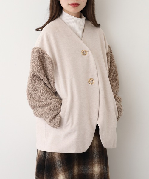 Anna Nicola(アンナニコラ)の「Anna Nicola ボア切替エコウールコート(ノーカラーコート・レディース・グレイッシュベージュ/ブラック/モカ・38)」の6枚目の写真