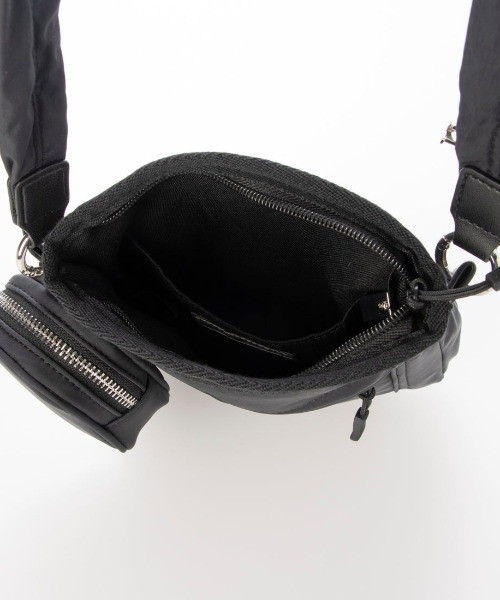 cache cache(カシュ カシュ)の「カシュカシュ cachecache / ミニポーチ付きギャザーショルダーナイロンバッグ(ショルダーバッグ・レディース・ベージュ/イエロー/ブラック・FREE)」の6枚目の写真