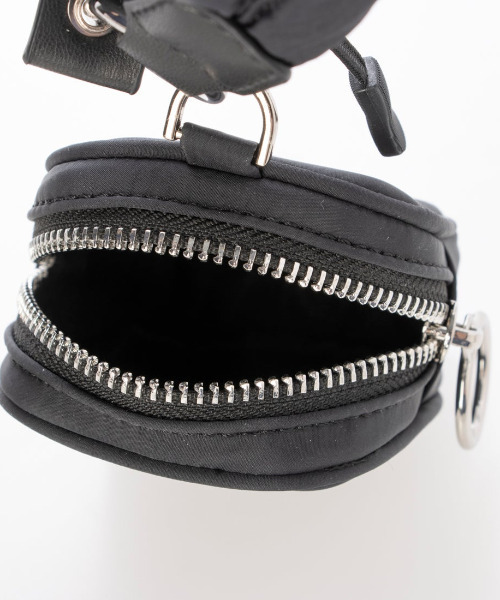 cache cache(カシュ カシュ)の「カシュカシュ cachecache / ミニポーチ付きギャザーショルダーナイロンバッグ(ショルダーバッグ・レディース・ベージュ/イエロー/ブラック・FREE)」の8枚目の写真