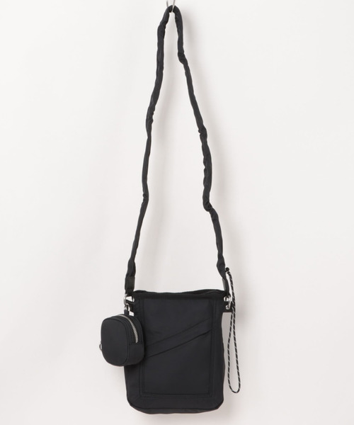 cache cache(カシュ カシュ)の「カシュカシュ cachecache / ミニポーチ付きギャザーショルダーナイロンバッグ(ショルダーバッグ・レディース・ベージュ/イエロー/ブラック・FREE)」の11枚目の写真