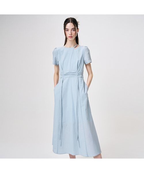ETMON(エトモン)の「Neck Cut-Out Shirring Dress, Sky Blue(ワンピース・レディース・その他・MEDIUM/SMALL)」の3枚目の写真