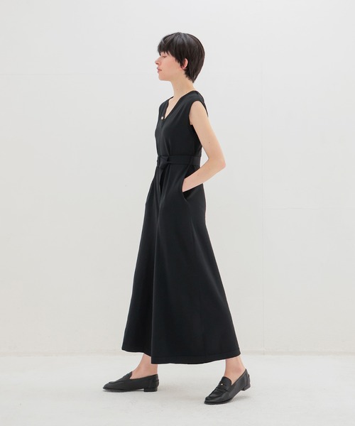 DRESSLAVE（ドレスレイブ）の「accent Vneck combinaison(アクセント Vネックコンビネゾン)（サロペット/オーバーオール・レディース・ブラック/ベージュ・38）」の3枚目の写真