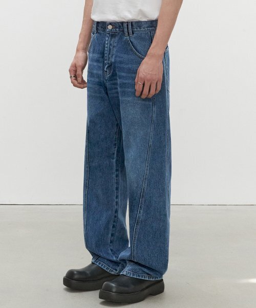 DECET(デケト)の「Curved Wide Jeans DCPT033Blue(デニムパンツ・レディース・その他・34/30/26/28/32)」の7枚目の写真