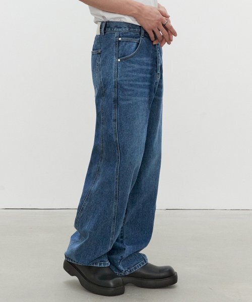 DECET(デケト)の「Curved Wide Jeans DCPT033Blue(デニムパンツ・レディース・その他・34/30/26/28/32)」の11枚目の写真