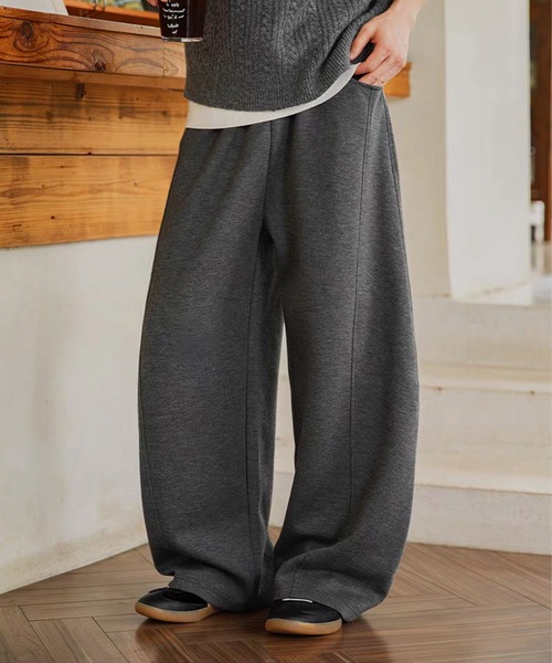 TOBEE（トゥビー）の「【TOBEE】ワイドシルエット ボンディング バレルレッグ スウェットパンツ（スウェットパンツ・メンズ・グレー/ライトグレー/ブラック・LARGE/X-LARGE/MEDIUM）」の16枚目の写真