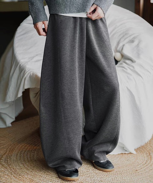 TOBEE（トゥビー）の「【TOBEE】ワイドシルエット ボンディング バレルレッグ スウェットパンツ（スウェットパンツ・メンズ・グレー/ライトグレー/ブラック・LARGE/X-LARGE/MEDIUM）」の17枚目の写真