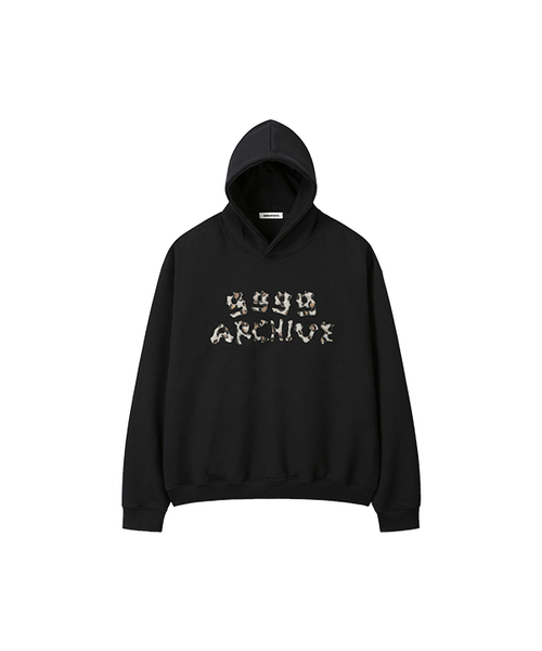 9999ARCHIVE(9999アーカイブ)の「Grunge Bone Logo Hoodie(パーカー・レディース・ブラック・1/2/3)」の1枚目の写真