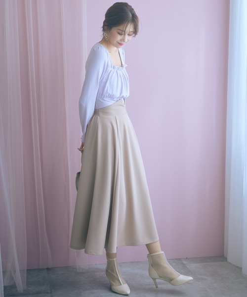 marun（マルン）の「＜大きいサイズ＞ギャザーデザインカットソートップス marun（Tシャツ/カットソー・レディース・ラベンダー/ブラック・5L/4L/3L/LL/L）」の6枚目の写真