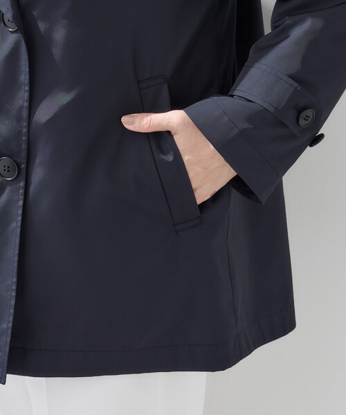 INDIVI（インディヴィ）の「【撥水／UVケア／2WAY】超軽量ライナー付ライトトレンチコート（トレンチコート・レディース・ネイビー/ナチュラル・40/05/13/38/15 /36/19）」の21枚目の写真