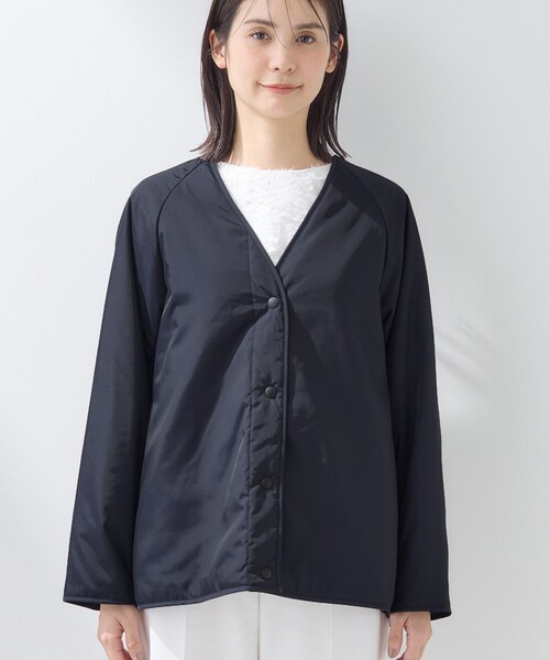 INDIVI（インディヴィ）の「【撥水／UVケア／2WAY】超軽量ライナー付ライトトレンチコート（トレンチコート・レディース・ネイビー/ナチュラル・40/05/13/38/15 /36/19）」の17枚目の写真