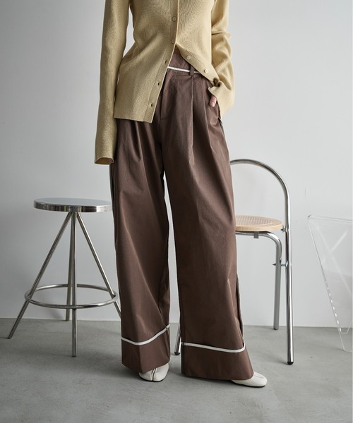 THE YOn（ザヨン）の「サイドラインロールアップタックパンツ（チノパンツ・レディース・ネイビー/ベージュ/ブラウン・S/M）」の15枚目の写真