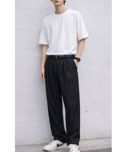 Sakka（サッカ）の「ピンストライプMODEワイドパンツ（スラックス・メンズ・ブラック・LARGE/MEDIUM）」の5枚目の写真