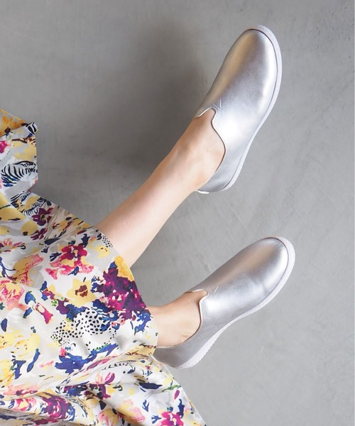 enchanted（エンチャンテッド）の「《MELLOW》【魔法の靴】ソフトバブーシュ（スリッポン・レディース・シルバー/アイボリー/ブルーグレー/ブラック/プラチナム/パイソン/アンティークシルバー/ベージュ/ピンク・24/23.5/23/22.5/25.5/25/24.5）」の17枚目の写真