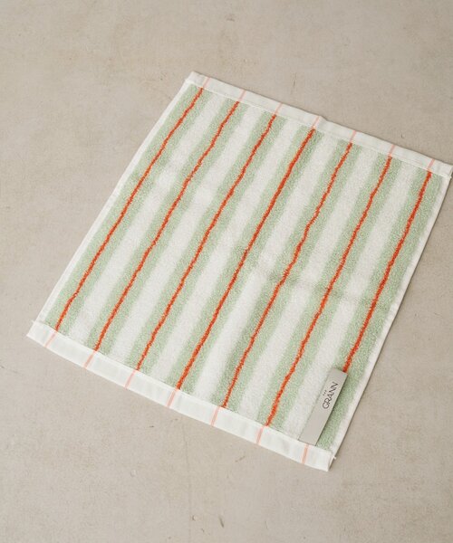 BIRTHDAY BAR（バースデイバー）の「【GRANN グラン】HAND TOWEL　ハンドタオル（ハンカチ/ハンドタオル・レディース・ブラック/ブルー系その他/グリーン系その他2・0）」の10枚目の写真