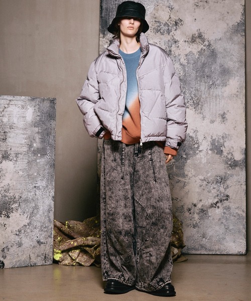 MAISON SPECIAL(メゾンスペシャル)の「《UNISEX》Cotton Bulky Acrylic Blend Prime-Over Gradation Dyeing Knit/コットンバルキーアクリルブレンドグラデーションダイニット【MAISON SPECIAL/メゾンスペシャル】(ニット/セーター・メンズ・ブラック/ブルー・0/1/2)」の7枚目の写真