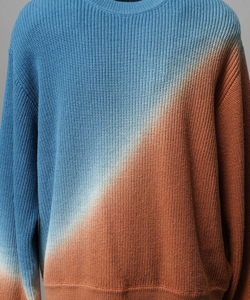 MAISON SPECIAL(メゾンスペシャル)の「《UNISEX》Cotton Bulky Acrylic Blend Prime-Over Gradation Dyeing Knit/コットンバルキーアクリルブレンドグラデーションダイニット【MAISON SPECIAL/メゾンスペシャル】(ニット/セーター・メンズ・ブラック/ブルー・0/1/2)」の22枚目の写真
