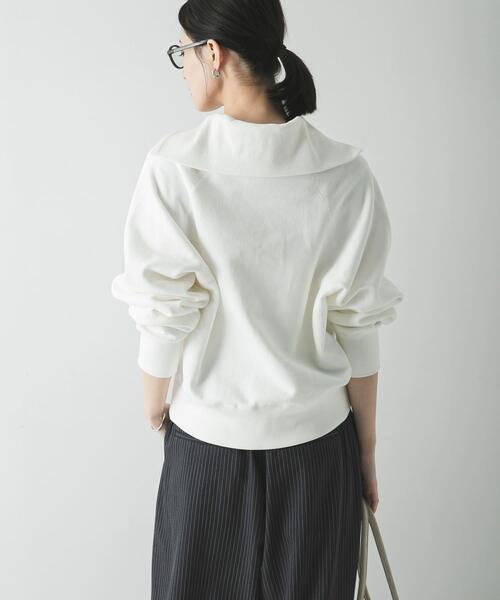 URBAN RESEARCH(アーバンリサーチ)の「デザインカラー裏起毛スウェット(スウェット・レディース・ネイビー/オフホワイト/グレー系その他・FREE)」の6枚目の写真