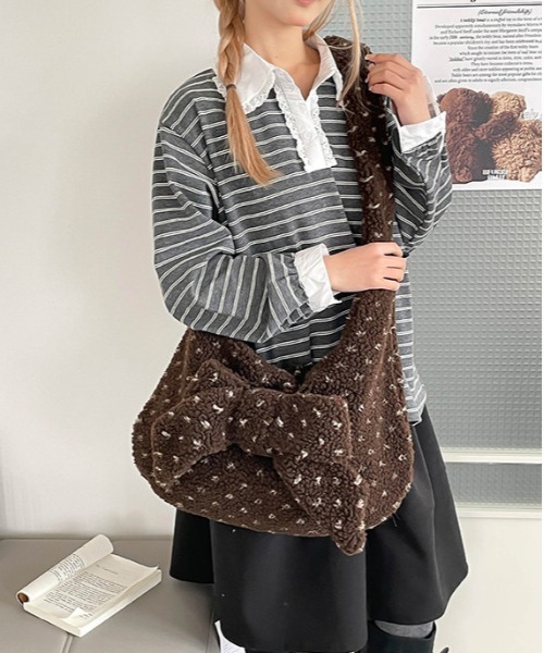 FREE STYLISTS(フリー スタイリスト)の「Y2K ドット柄 リボンハーフムーン ギャザー ハンドルバッグ / ショルダーバッグ 2WAY(ショルダーバッグ・レディース・ブラウン/ベージュ/グレー/ドット・FREE)」の20枚目の写真
