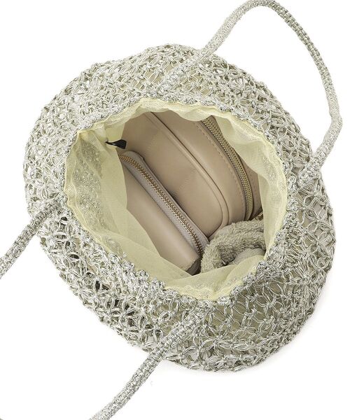NE QUITTEZ PAS!（ヌキテパ）の「ne Quittez pas（ヌキテパ）METALLIC MACRAME TOTE（トートバッグ・レディース・シルバー・00）」の7枚目の写真
