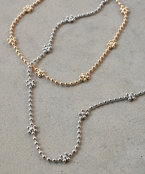 GOLDY（ゴールディ）の「フラワー チェーン チョーカー（チョーカー・レディース・ブラック/シルバー系2/ゴールド/シルバー系1・FREE）」の2枚目の写真