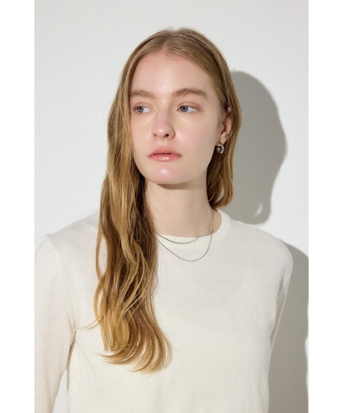 AZUL by moussy(アズールバイマウジー)の「カシミヤミックスクルーネックニット(ニット/セーター・レディース・ライトブルー/ブラック/オフホワイト/杢グレー/ライトイエロー・MEDIUM/SMALL)」の17枚目の写真