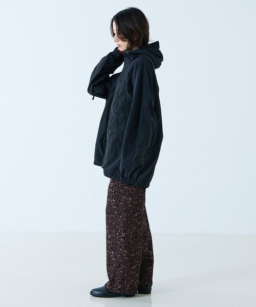 WILD THINGS(ワイルドシングス)の「【WILD THINGS / ワイルドシングス】SUPPLEX MASSIF JACKET / サプレックス マシーフジャケット / マウンテンパーカー(ブルゾン・レディース・ベージュ/ブルー/ブラック・フリー)」の8枚目の写真