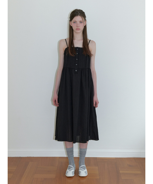 KINDABABY(カインダベイビー)の「petit lace button long dress - black(ワンピース・レディース・ブラック・FREE)」の2枚目の写真
