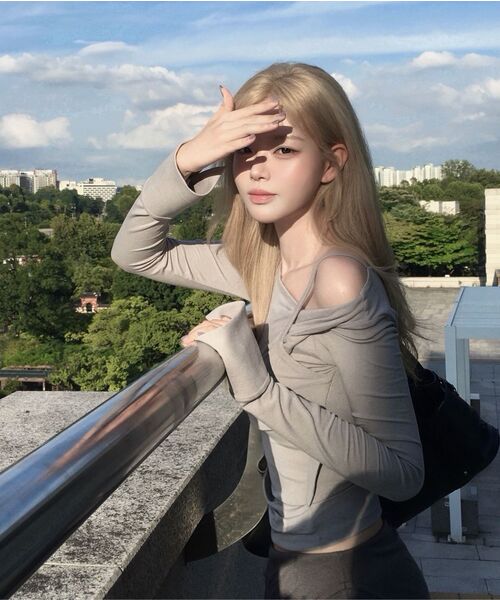 FLAREUP(フレアアップ)の「Asymmetrical Draped Long Skirt (FL-263_Black)(スカート・レディース・ブラック・OS)」の12枚目の写真
