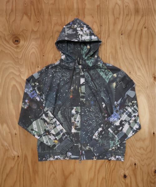 many men many mind（メニーメンメニーマインド）の「MANYMENMANYMINDS / グラフィックZIPパーカー（パーカー・メンズ・ベージュ/グリーン/ブラウン・LARGE/X-LARGE/MEDIUM）」の3枚目の写真