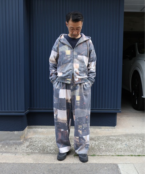 many men many mind（メニーメンメニーマインド）の「MANYMENMANYMINDS / グラフィックZIPパーカー（パーカー・メンズ・ベージュ/グリーン/ブラウン・LARGE/X-LARGE/MEDIUM）」の20枚目の写真
