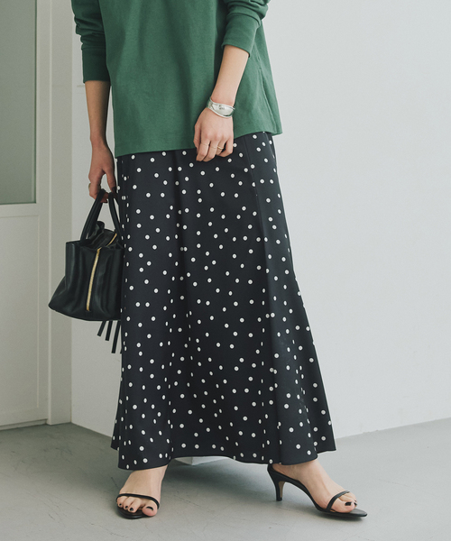 Spick & Span（スピックアンドスパン）の「ドットサテンフレアスカート（スカート・レディース・マルチ/その他2・36/38）」の5枚目の写真