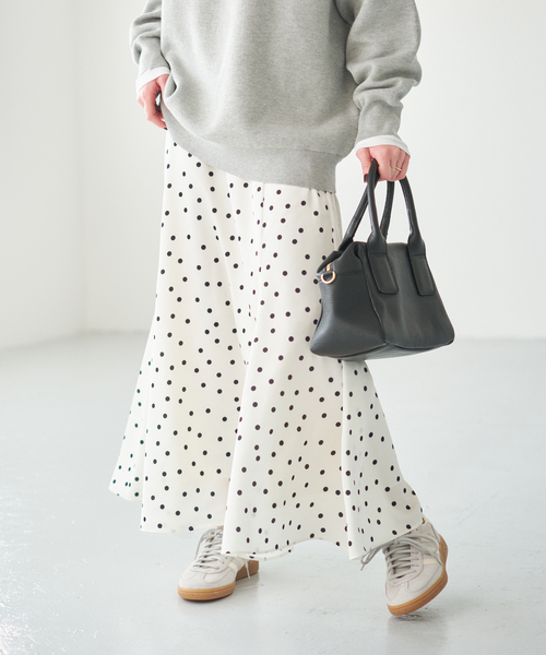 Spick & Span（スピックアンドスパン）の「ドットサテンフレアスカート（スカート・レディース・マルチ/その他2・36/38）」の7枚目の写真