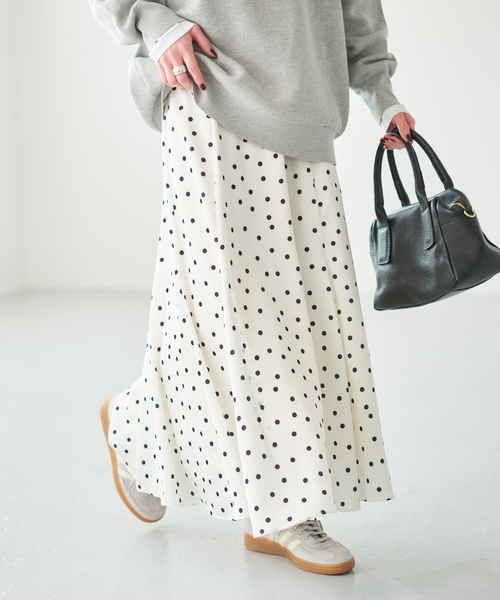 Spick & Span（スピックアンドスパン）の「ドットサテンフレアスカート（スカート・レディース・マルチ/その他2・36/38）」の10枚目の写真