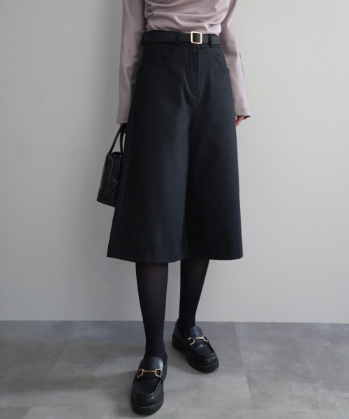 Rashik(ラシク)の「【Rashik】ウールライクバミューダパンツ(その他パンツ・レディース・チャコール/ブラウン/ブラック・S/M)」の2枚目の写真