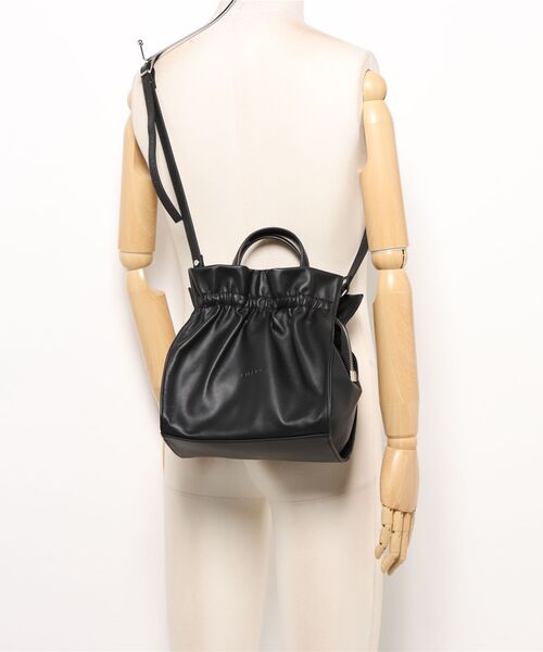 inter-chaussures（インターショシュール）の「【RIPANI】ソフトギャザー巾着2WAYバッグ(Q66405)（ハンドバッグ・レディース・ブラック・ALL）」の5枚目の写真