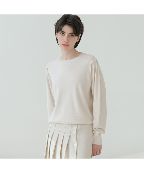 VASCARA（バスカラ）の「Puff Shoulder Round Neck Long Sleeve Knitwear (4colors)（ニット/セーター・レディース・ブラック/カーキ/クリーム/ライトイエロー・FREE）」の2枚目の写真