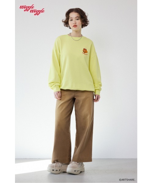 RODEO CROWNS WIDE BOWL(ロデオクラウンズワイドボウル)の「(wiggle wiggle)モチーフスウェットトップス(スウェット・レディース・ブラック/ブルー/オフホワイト/イエロー・FREE)」の15枚目の写真