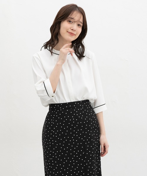 Honeys（ハニーズ）の「６分袖配色ブラウス（シャツ/ブラウス・レディース・ブラック系その他/グレイッシュブルー/ネイビー/イエロー系その他/アイボリー・S/M/LL/L/3L）」の8枚目の写真